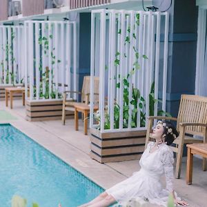 Deluxe Double Room Pool Access